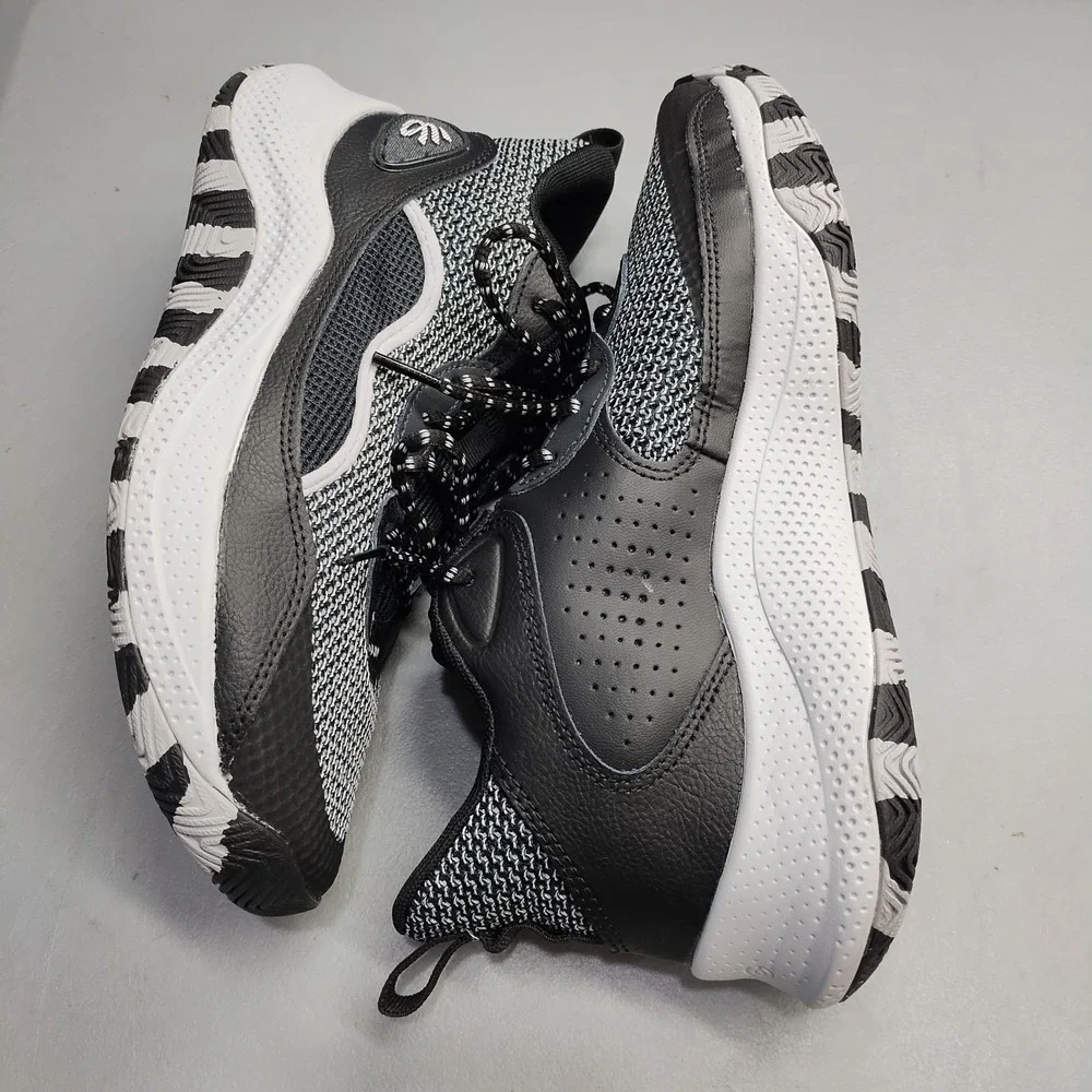 Under Armour Curry 3Z 24 Basketball Shoes Mens Size 8.5 Black Gray 3027626-001